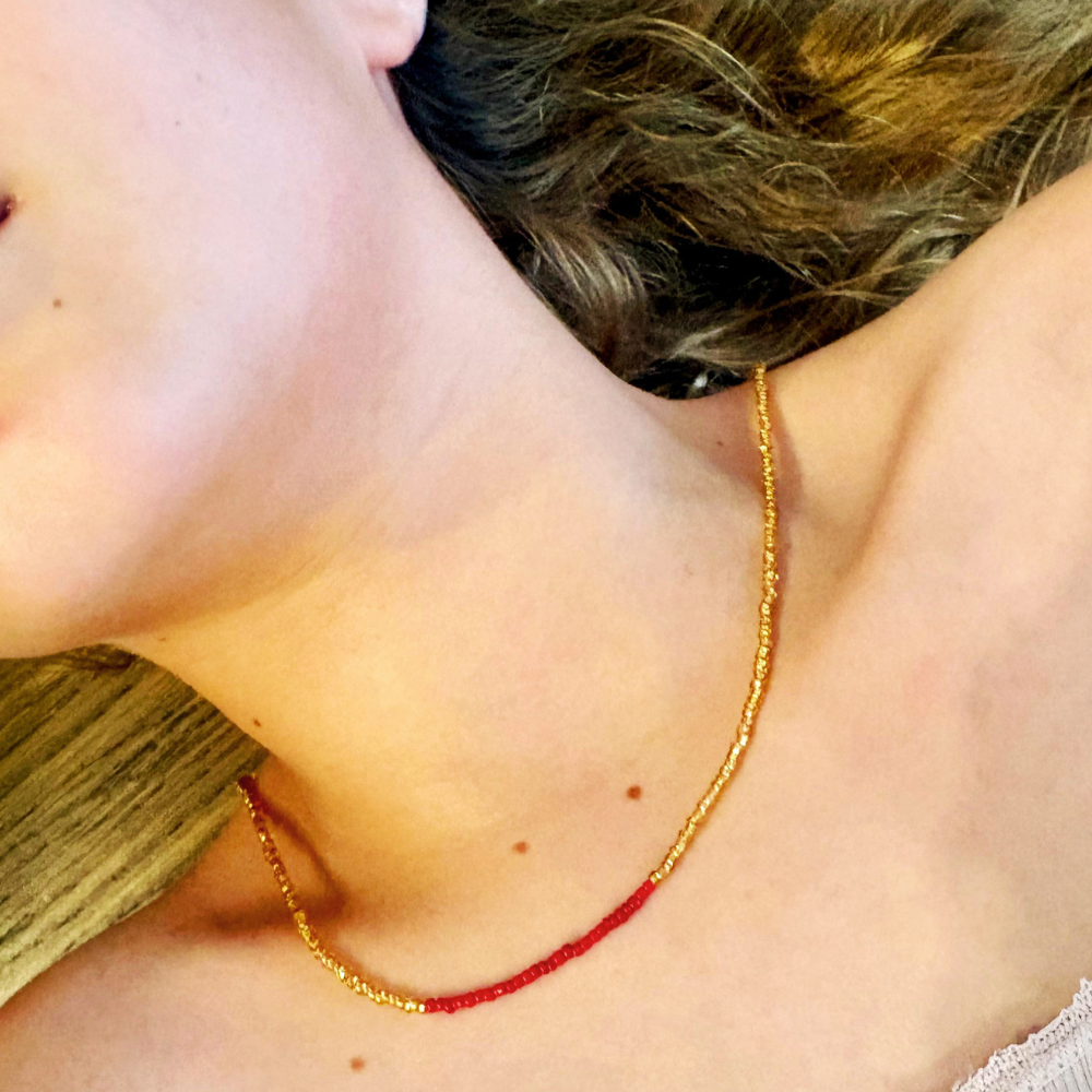 Collar Alma Libre Dorado y Rojo